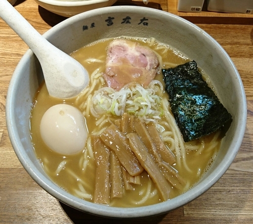 「味玉らーめん(大盛)」@麺屋吉左右の写真