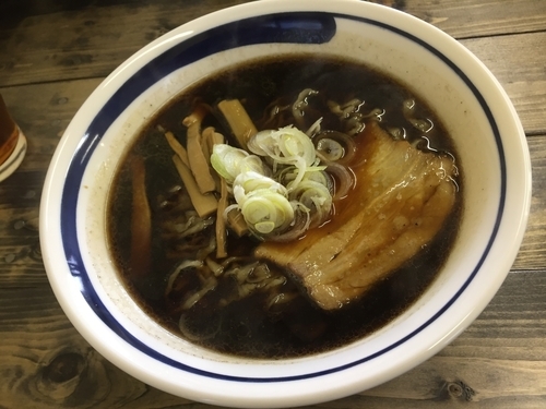 「黒ラーメン」@森清の写真