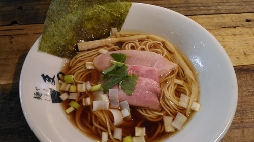「醤油そば」@麺やまつ本の写真