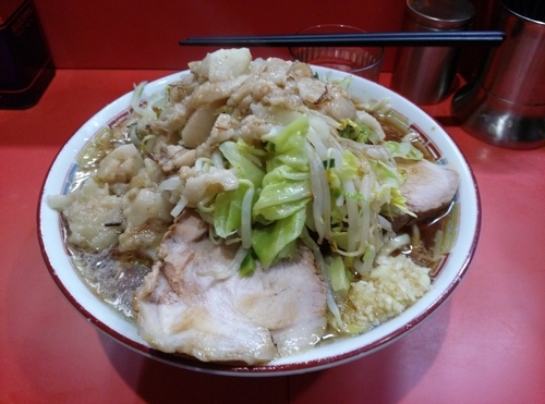 「小ラーメン  野菜ニンニク脂カラメ」@ラーメン二郎 仙川店の写真