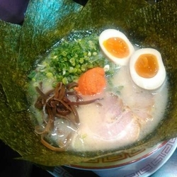 特製長浜ラーメン