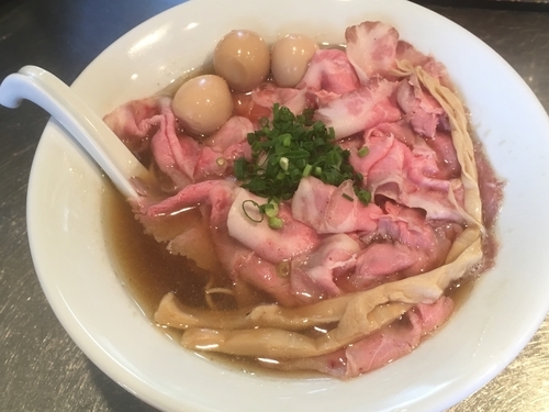 「煮干清湯醤油 +肉増し」@さんじの写真