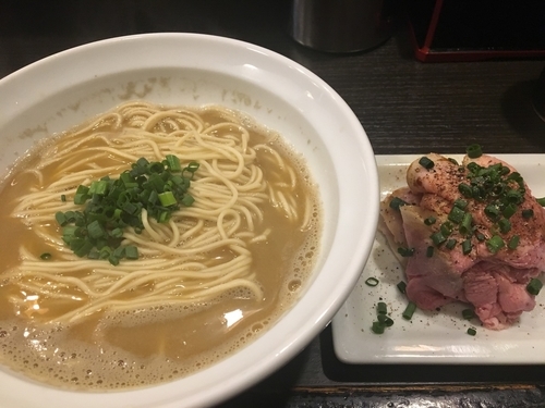 「鮟肝そば900円、肉増し250円」@灰汁中華 丿貫 福富町本店の写真