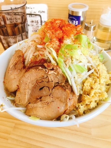 「ど豚骨ラーメン 100g 生姜、野菜増」@宮二郎の写真