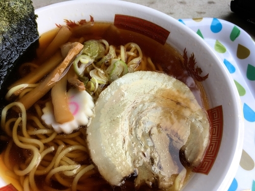 「醤油ラーメン」@D＆C 狭山スキー場店の写真