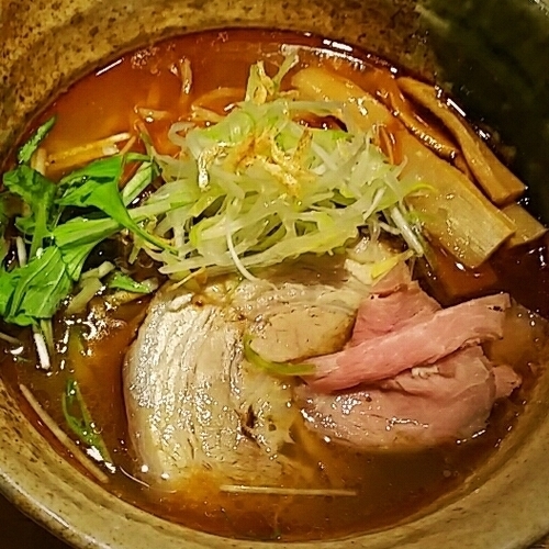 「焼きアゴ塩らー麺　８００円」@焼きあご塩らー麺 たかはし 新宿本店の写真