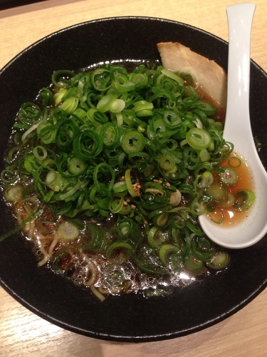 「九条ねぎらーめん」@らーめん しおじの写真