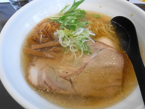 「塩らぁ麺」@らぁ麺 金萬の写真