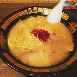 天然とんこつラーメン