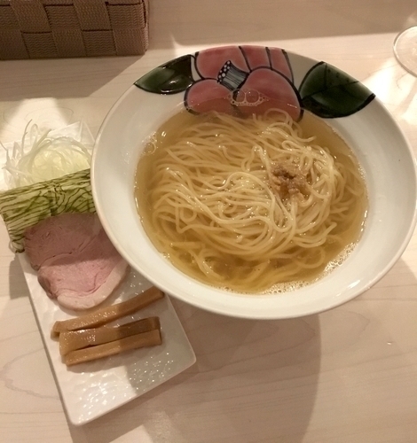 「のどぐろ煮干しらーめん (塩) ¥780」@Ramen&Bar ABRIの写真