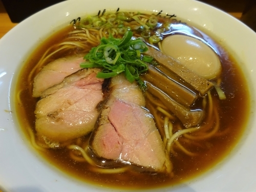 「醤油（細麺）　　750円」@麺庵ちとせの写真