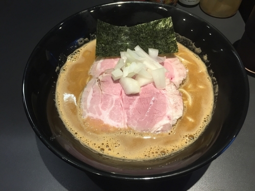 「《本日限定》濃厚海老煮干中華そば 1,000円」@煮干乱舞の写真