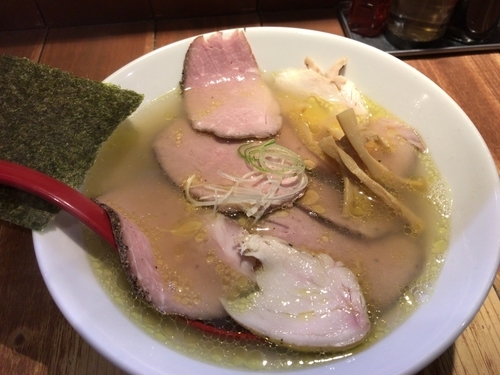 「支那そば780円+チャーシュー330円」@麺肆 秀膽の写真