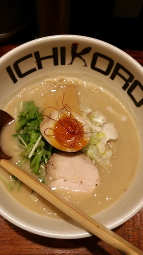 「純鶏白湯そば」@鶏そば十番156 町田店の写真