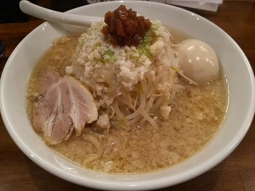 「【限定】白狼　※野菜＆タレ増し、鶏チャー抜き　＋味玉：㋚券」@New old style ゆいが 三郷店の写真