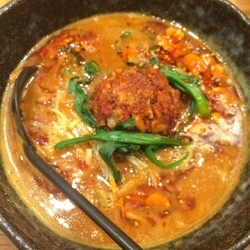 辛いどろ味噌麺