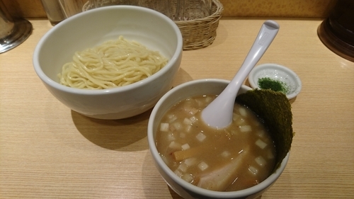 「ホタテの69つけ麺(あつもり)」@SHINBASHI おらがの写真