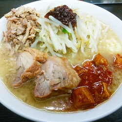 辛ミートメン(醤油)＋ほぐし豚(ニンニク・酸っぱめ1）