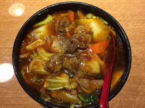 「牛肉マーラー刀削麺」@台湾料理 太和菜工坊の写真