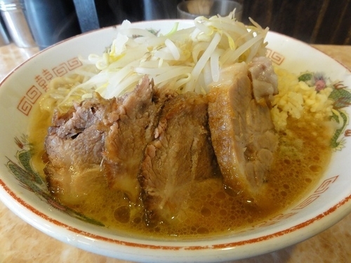 「らーめん中豚　　850円」@肉汁らーめん 公 kimiの写真