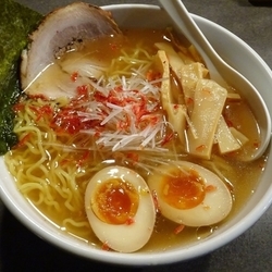 海老そば（780円）＋熟味玉子（100円）＋チャーシュー