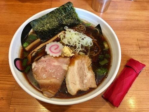 「生姜黒醤油そば」@中華そば、ひとり。の写真