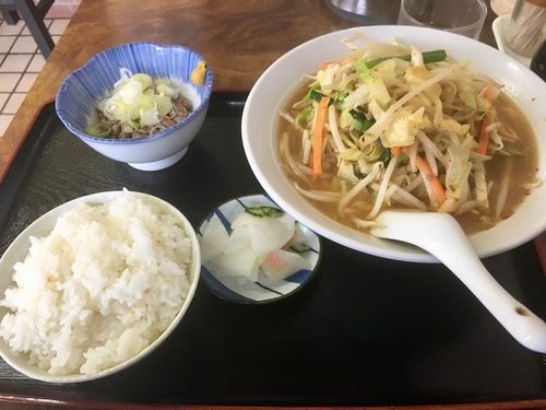 「みそらーめん定食(小ライス+納豆+漬物)¥670」@らーめん櫻華の写真