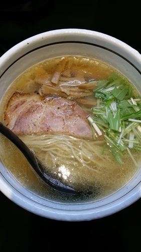 「塩らぁめん」@麺屋 焔の写真