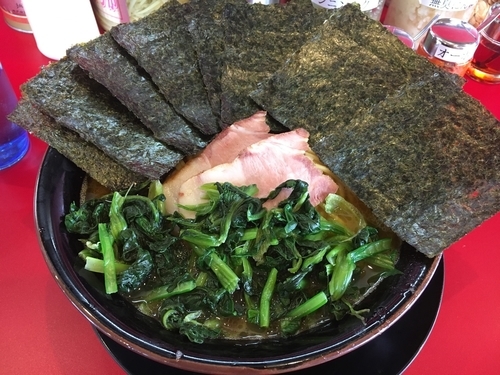 「ラーメン 大盛 海苔 ほうれん草」@家系ラーメン たつ家の写真