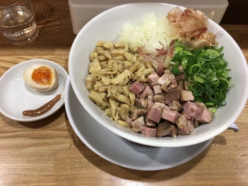 「和えぞば（追い飯つき）＠850円」@まぐちゃんラーメンの写真