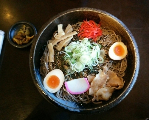 「あぶらそば750円の大盛100円増し」@そば処 ひろの写真