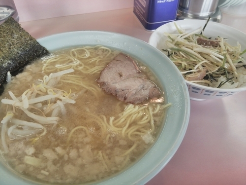 「ラーメン&ねぎ丼」@ラーメンショップ 緑ヶ丘店の写真
