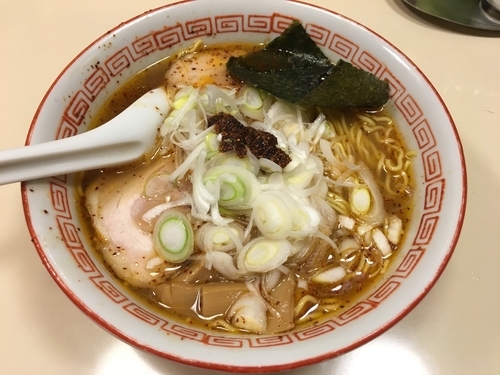 「塩とんこつ」@楽楽の写真