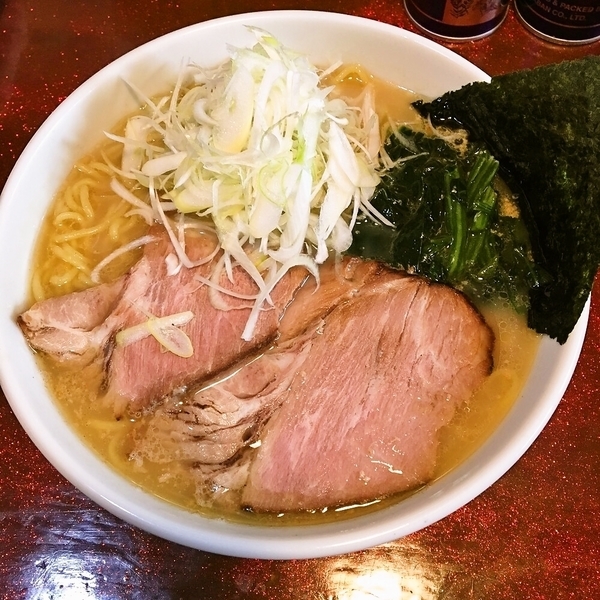 白悪魔ラーメン