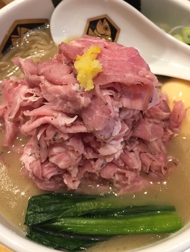 「特製濃厚真鯛らーめん」@真鯛らーめん 麺魚の写真