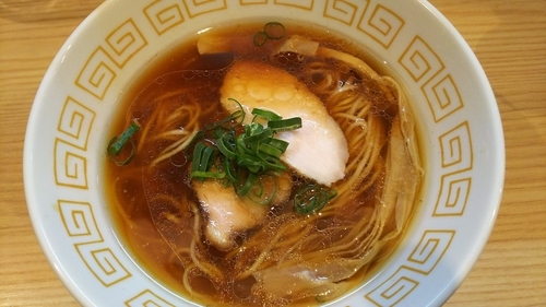 「醤油らぁ麺」@中村麺三郎商店の写真