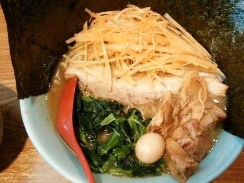 「ラーメン＋辛ネギ＋のり＋切り落しチャーシュー」@横濱家系ラーメン 大倉家 亀戸本店の写真