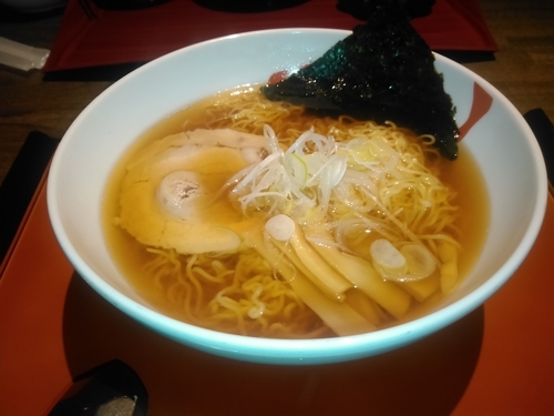 「煮干しラーメン」@ヨッテマレ酒場の写真