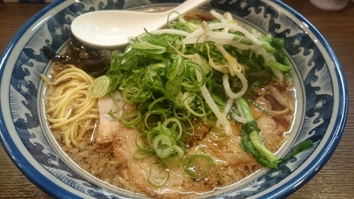「ラーメン大、チャーハン」@麺や京水の写真