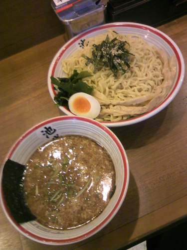 「魚豚つけ麵(大盛・薬味多め・玉子スープ仕様)７９０円」@屯ちん 池袋西口店の写真