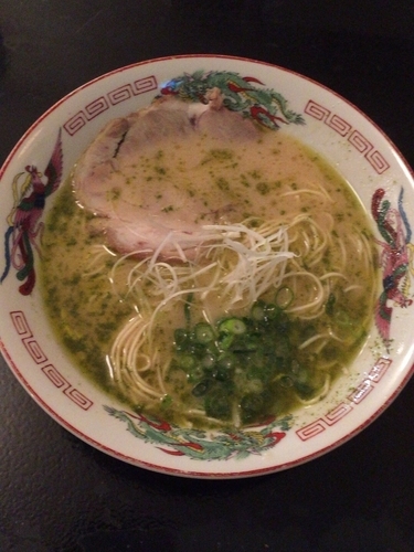 「バジルとんこつ」@山形屋西洋酒場の写真