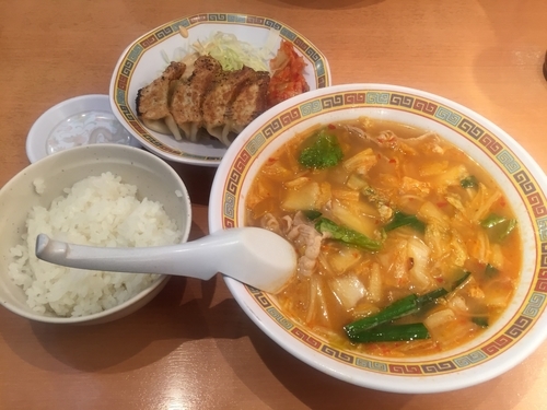 「スタミナラーメン＋焼き餃子セット」@天理スタミナラーメン 針テラス店の写真