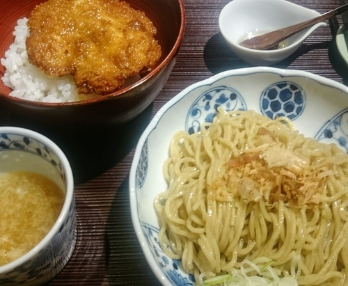 「おろしそば＋ソースのカツ丼」@麺 みつヰの写真