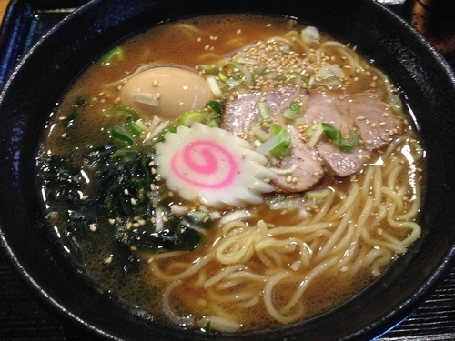 「魚介豚骨らーめん」@味花の写真