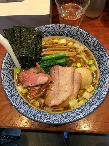 「特製手揉み中華ソバしょうゆ」@麺処 ほん田の写真