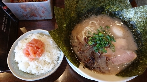「らーめん、味玉、のり、明太ご飯　950円」@博多長浜らーめん いっきの写真