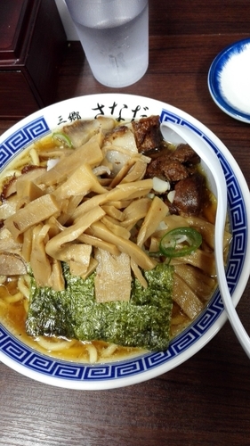 「夜鳴きそば大盛り　富士盛りメンマ　肉切落し」@つけめん さなだの写真