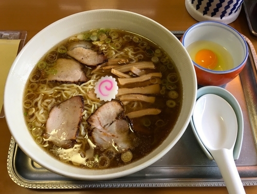 「中華麺＋生玉子」@永福町大勝軒の写真