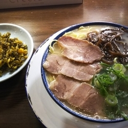 ラーメン（一番）辛子高菜ラーメン　+替玉