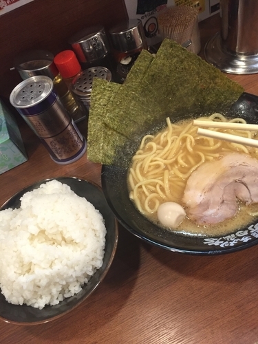 「ラーメンカタコイレンヌキ＋小ライス」@池袋商店の写真